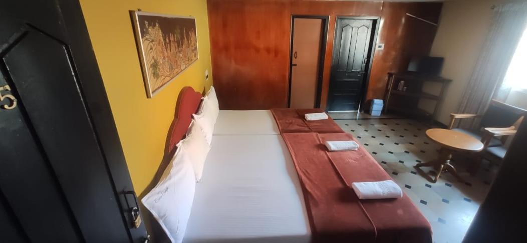 Hotel Caveri Comfort Inn Madikeri Exterior foto